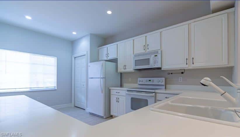 9113 Michael Cir #9, Naples, photo 10