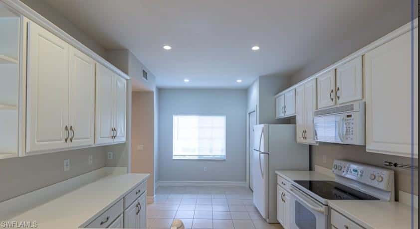 9113 Michael Cir #9, Naples, photo 11