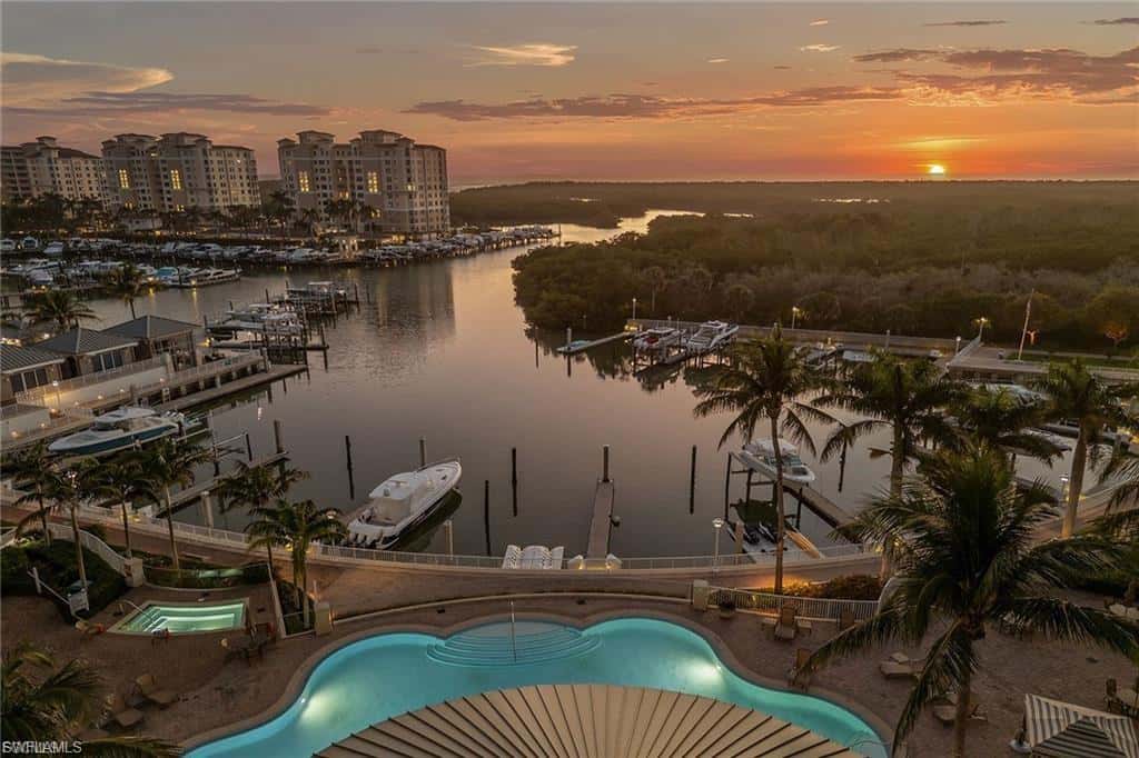 13675 Vanderbilt Dr #406, Naples, photo 32