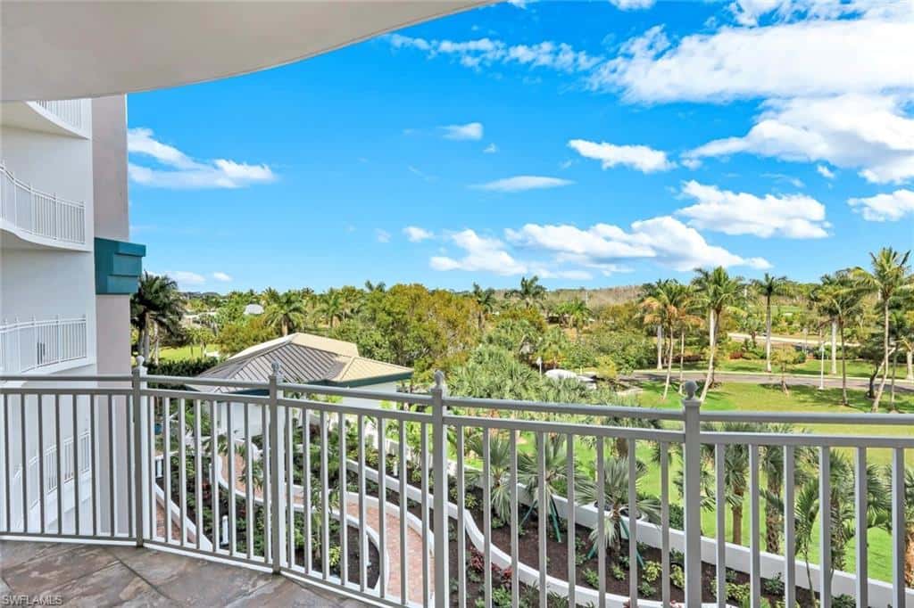 13675 Vanderbilt Dr #406, Naples, photo 30