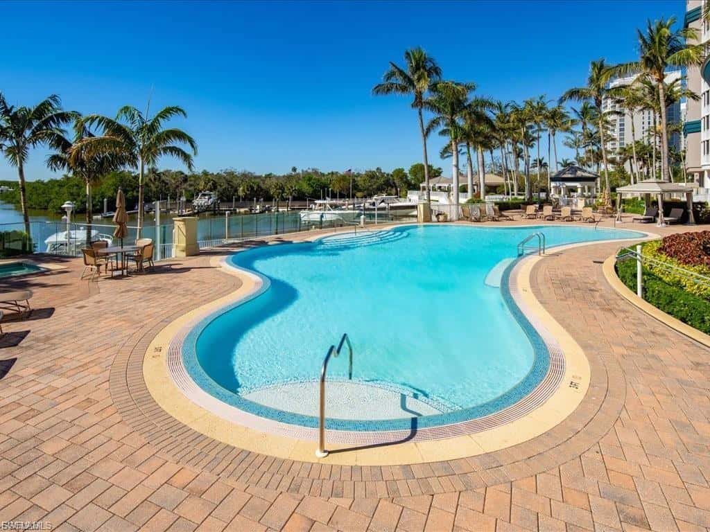 13675 Vanderbilt Dr #406, Naples, photo 34
