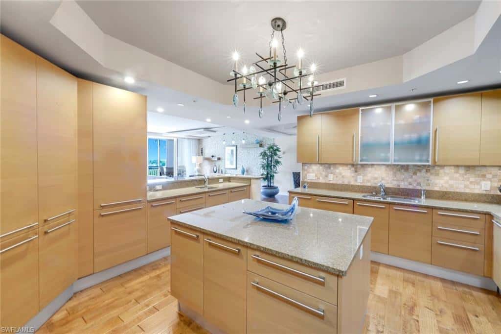 13675 Vanderbilt Dr #406, Naples, photo 49
