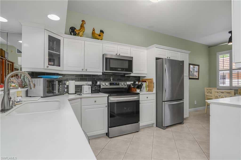 6630 Beach Resort Dr #701, Naples, photo 12