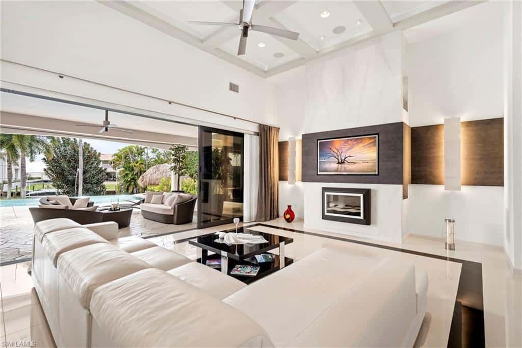 4944 Normandy Ct, Cape Coral, photo 6