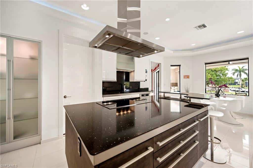 4944 Normandy Ct, Cape Coral, photo 9