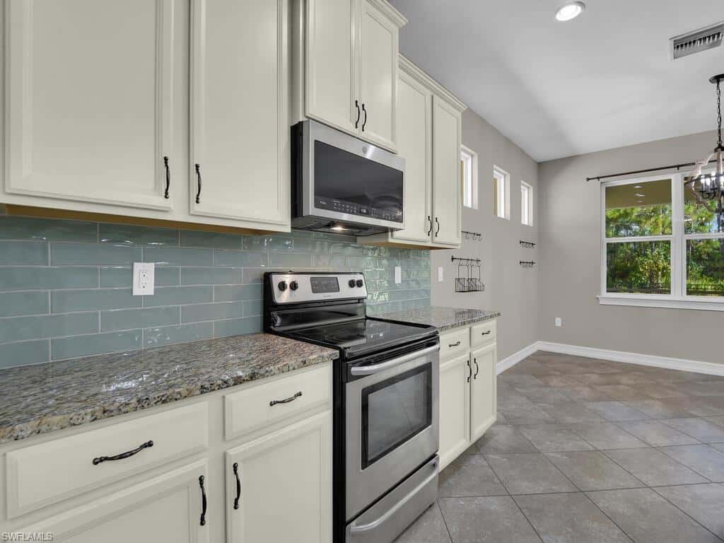 4211 Dutchess Park Rd, Fort Myers, photo 10