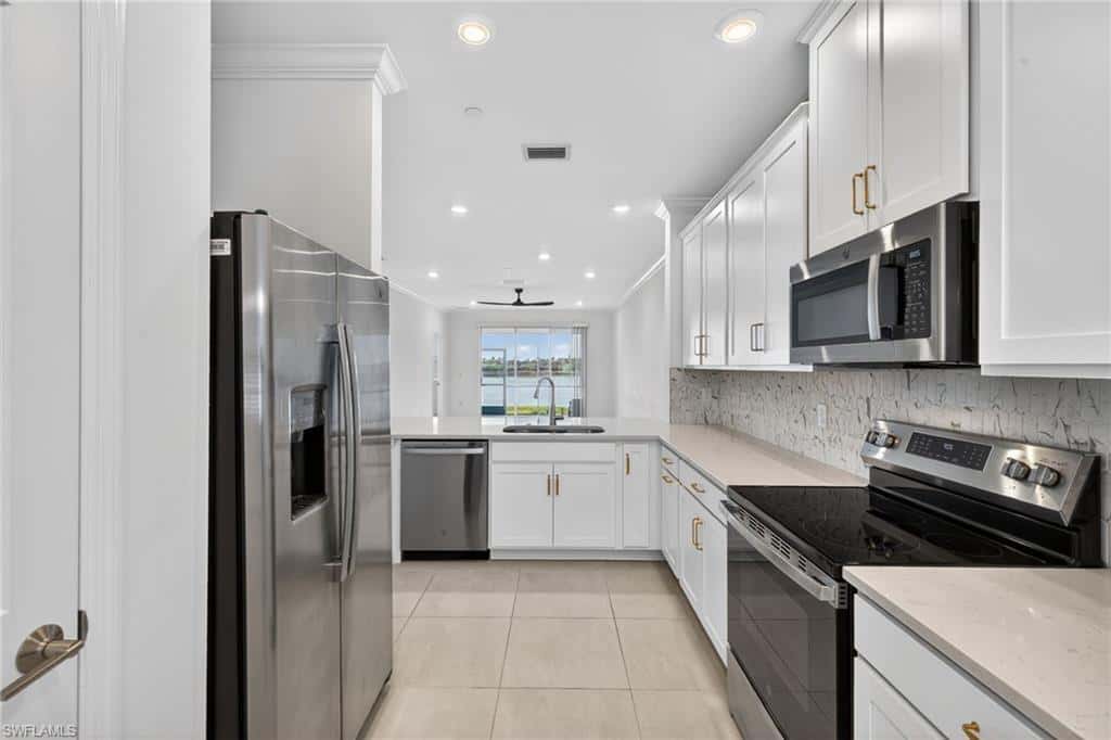 11751 Venetian Lagoon Dr #101, Fort Myers, photo 16