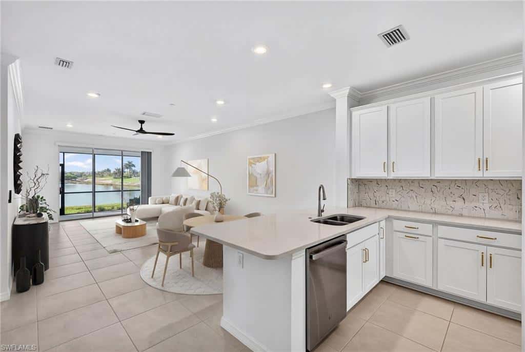 11751 Venetian Lagoon Dr #101, Fort Myers, photo 14