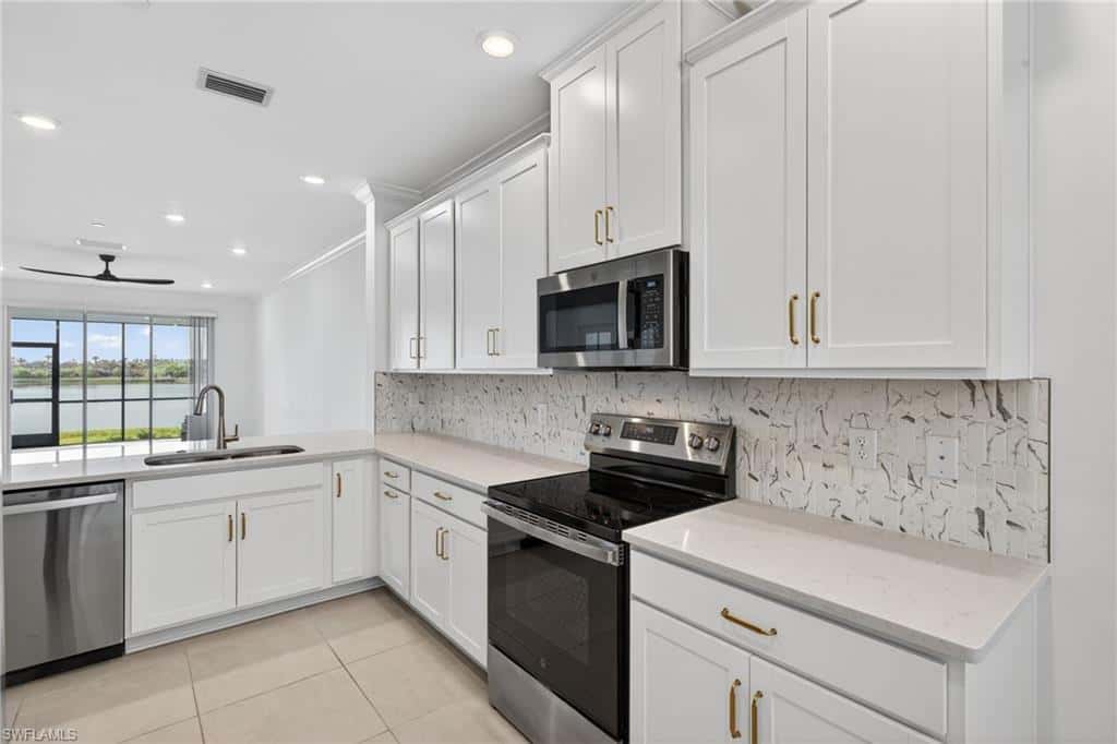 11751 Venetian Lagoon Dr #101, Fort Myers, photo 15