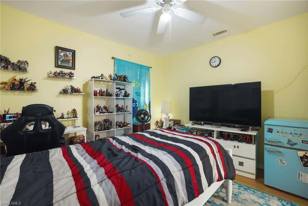1112 9th Ct, Cape Coral, photo 23