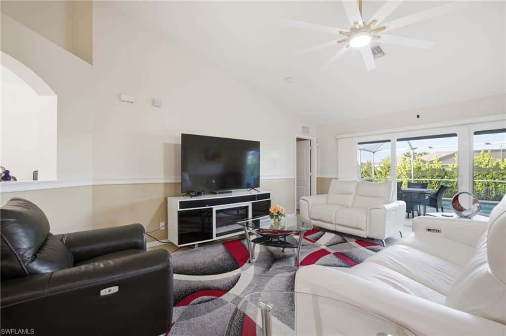 1112 9th Ct, Cape Coral, photo 12