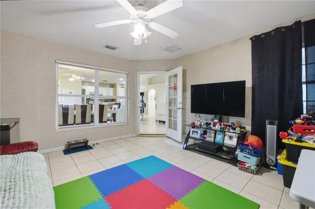 1112 9th Ct, Cape Coral, photo 30