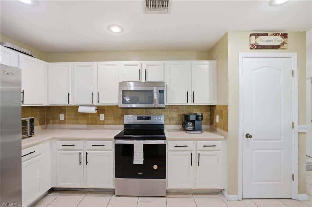 1112 9th Ct, Cape Coral, photo 10