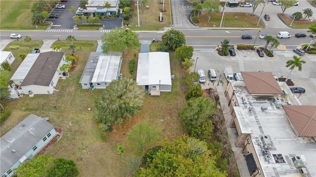 851 Manatee Rd, Naples, photo 37