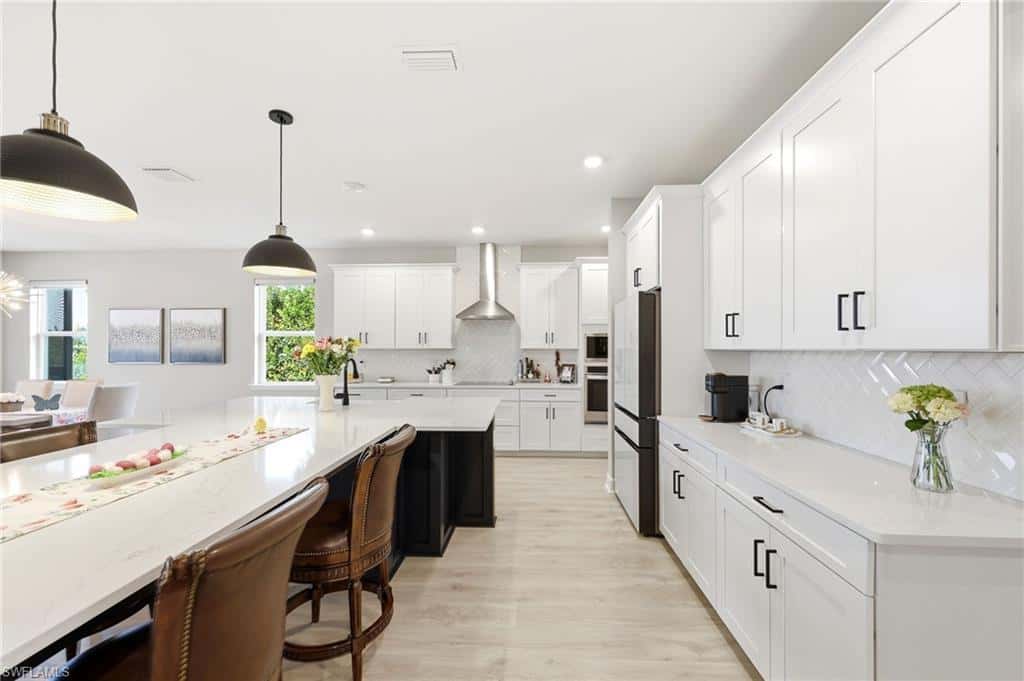 2094 Grove Dr, Naples, photo 8
