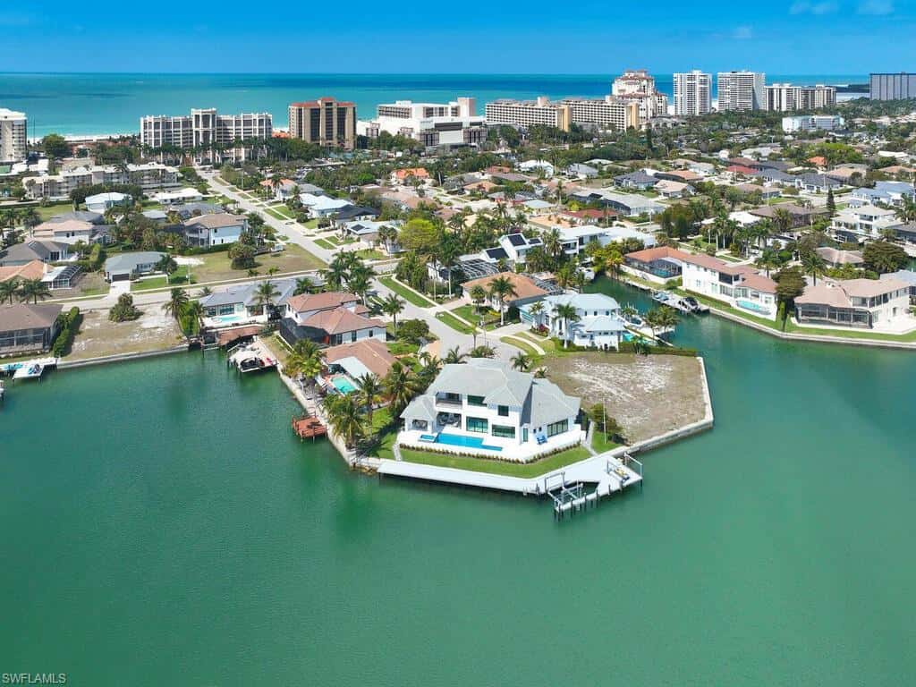 999 Spruce Ct, Marco Island, photo 41