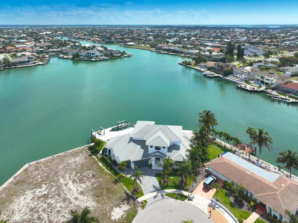 999 Spruce Ct, Marco Island, photo 40