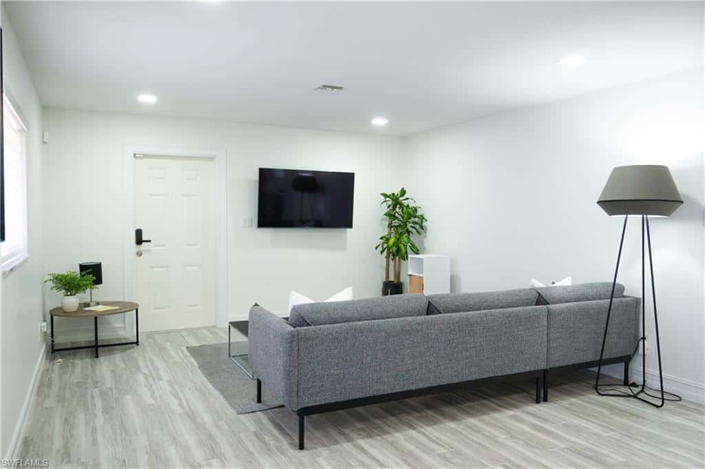 136 Harrison Rd #l3, Naples, photo 12