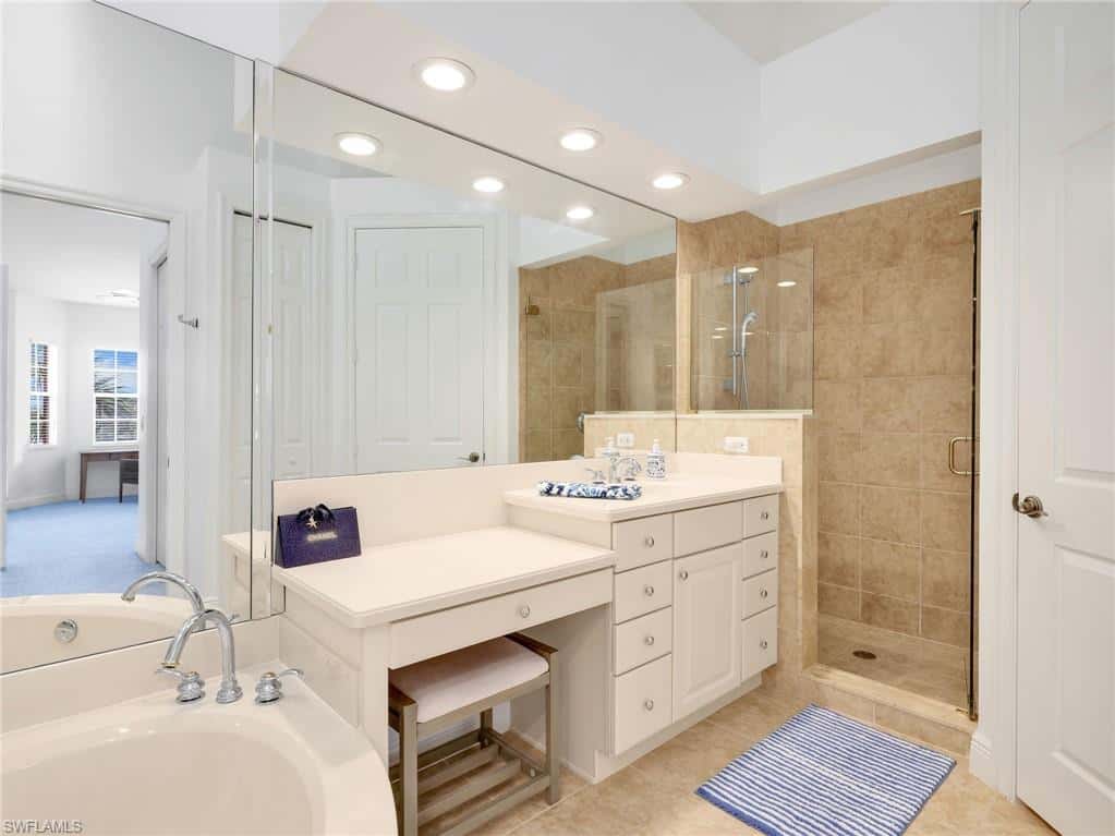 6422 Legacy Cir #704, Naples, photo 23