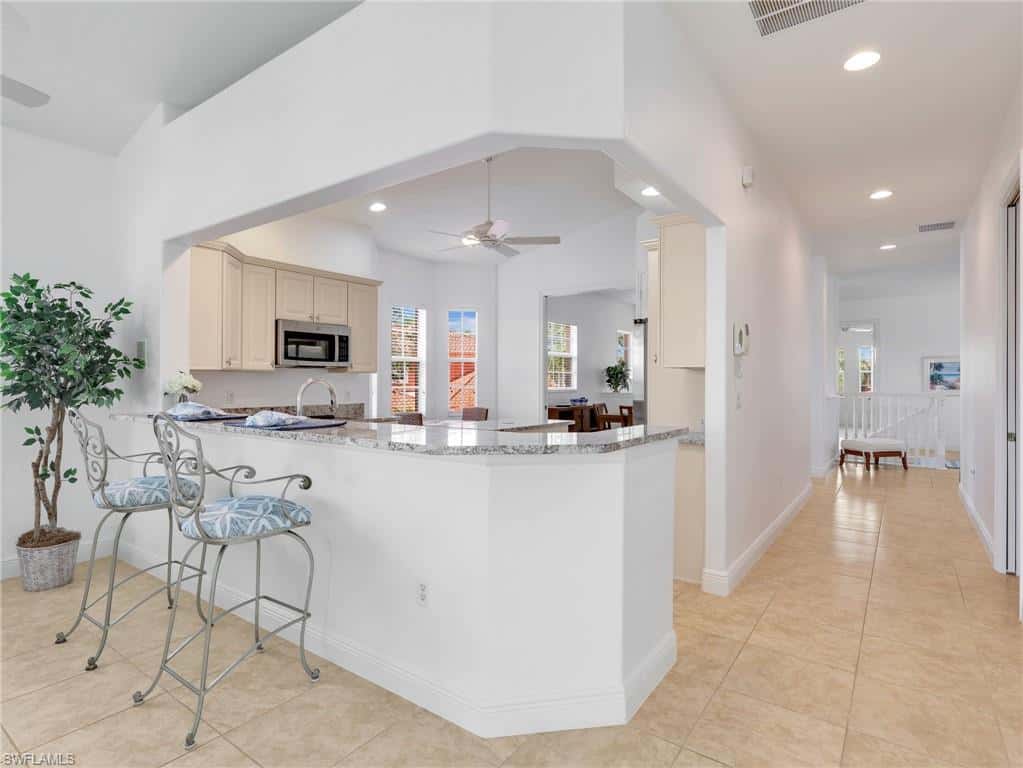 6422 Legacy Cir #704, Naples, photo 13
