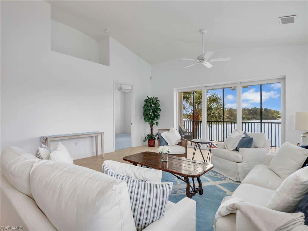6422 Legacy Cir #704, Naples, photo 5