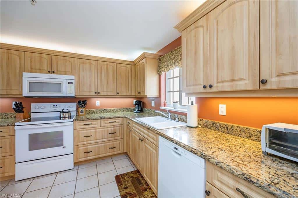 760 Waterford Dr #203, Naples, photo 7