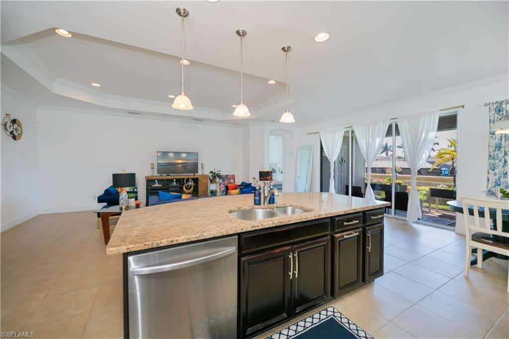 223 Destiny Cir, Cape Coral, photo 17