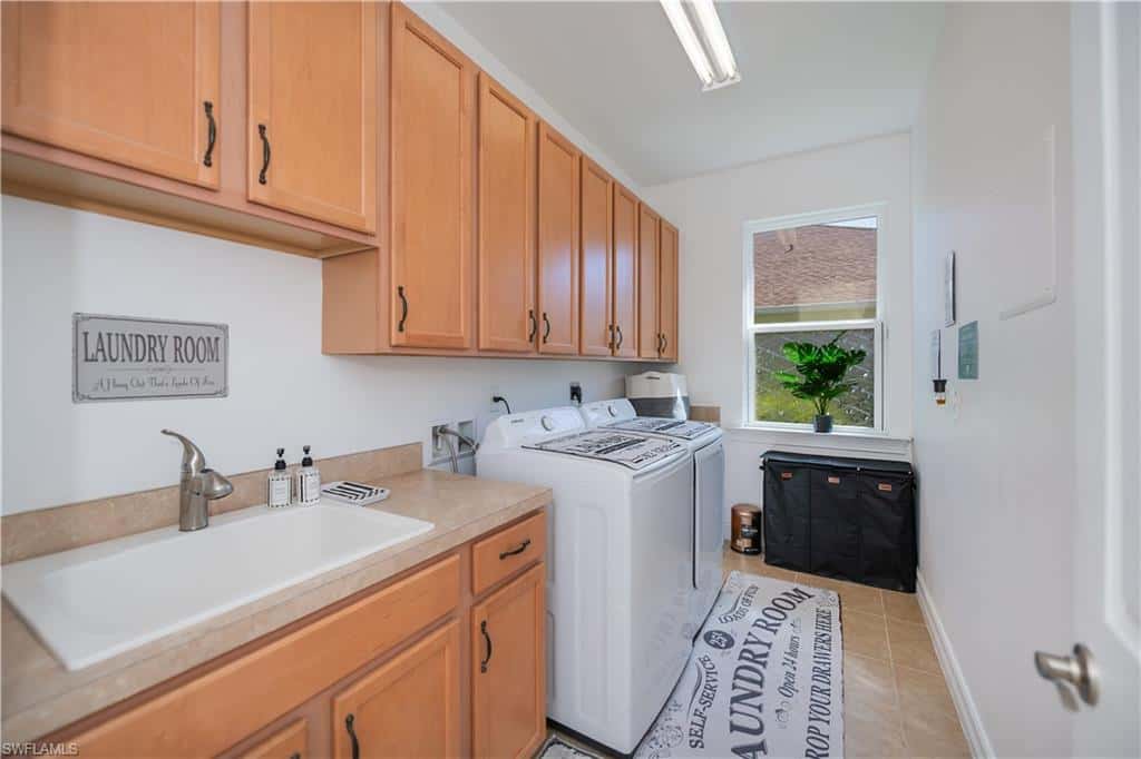 223 Destiny Cir, Cape Coral, photo 29