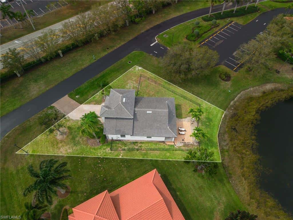 9730 Springlake Cir, Estero, photo 41