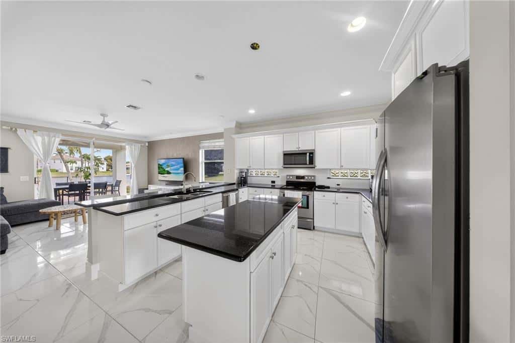 9730 Springlake Cir, Estero, photo 4