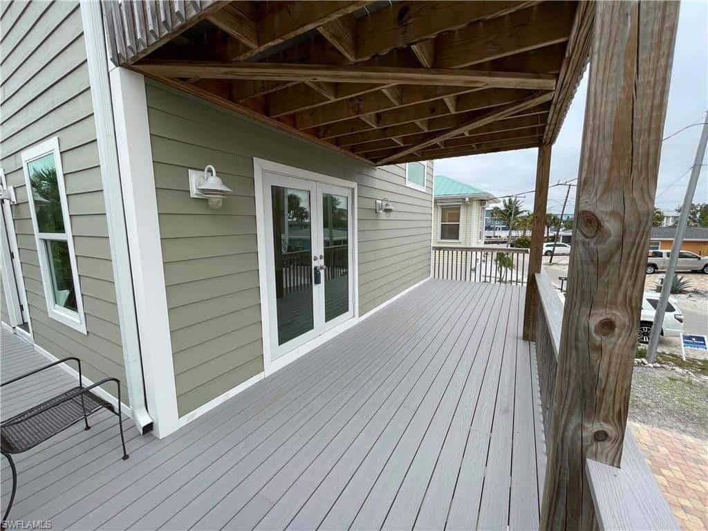 235 Miramar St, Fort Myers Beach, photo 21