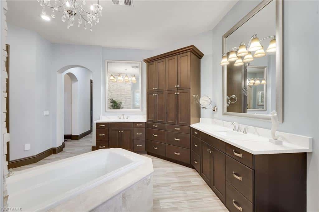 5703 Yardarm Ct, Cape Coral, photo 24
