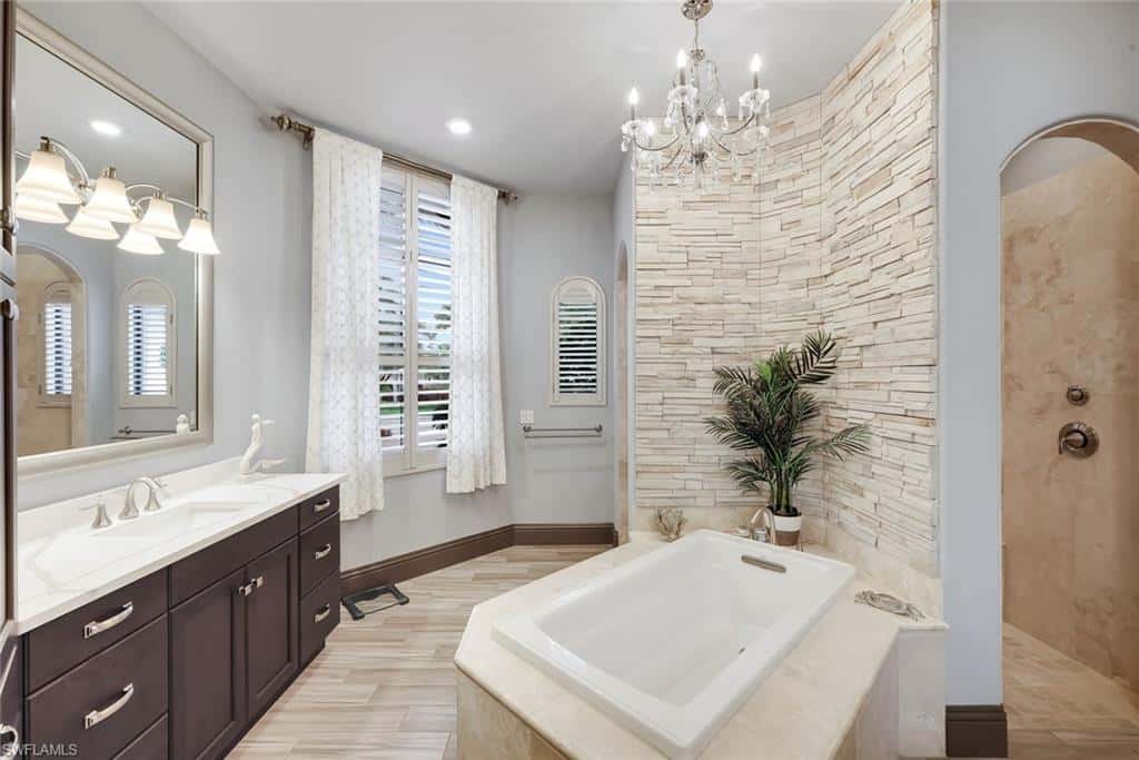 5703 Yardarm Ct, Cape Coral, photo 25