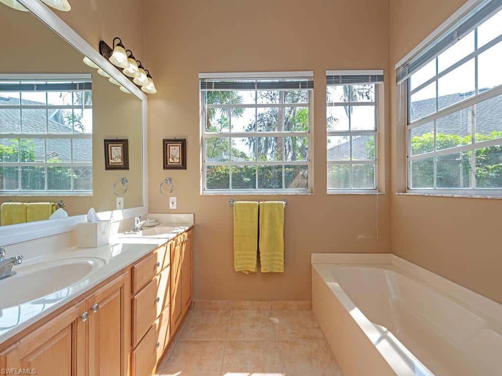 130 Amblewood Ln #8-801, Naples, photo 9