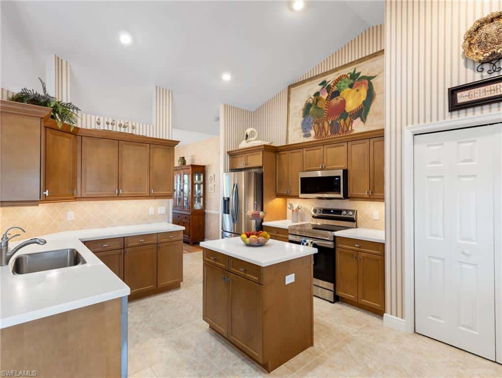 15567 Caloosa Creek Cir, Fort Myers, photo 11