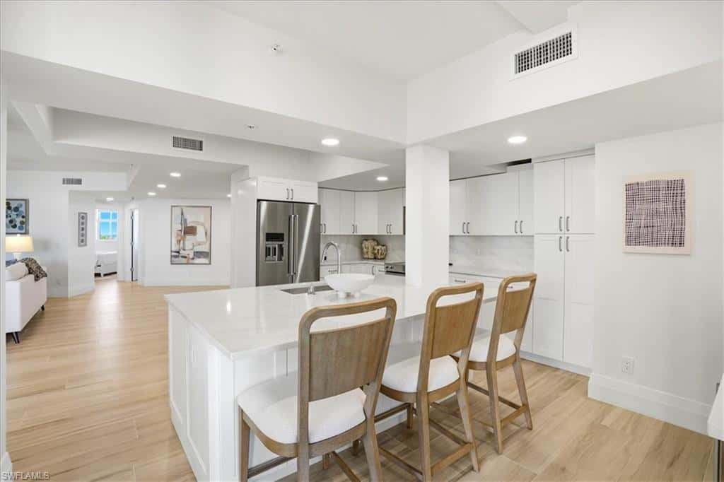 980 Cape Marco Dr #706, Marco Island, photo 8