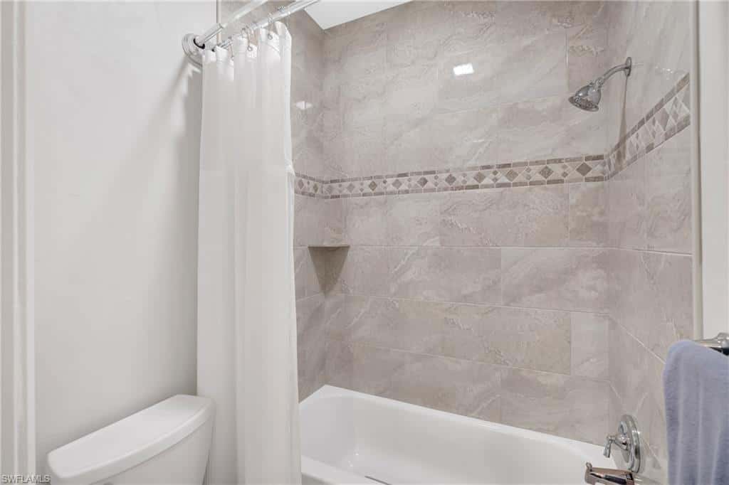 13672 Pine Villa Ln, Fort Myers, photo 45