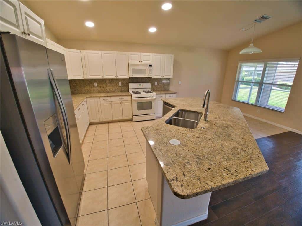 9071 Astonia Way, Estero, photo 4