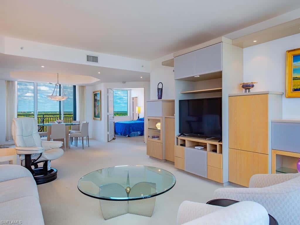 7225 Pelican Bay Blvd #1703, Naples, photo 4