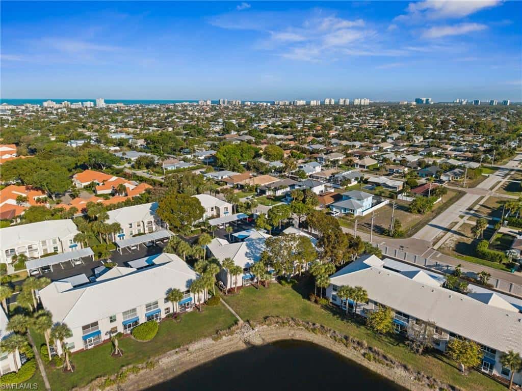 822 Gulf Pavilion Dr #201, Naples, photo 36