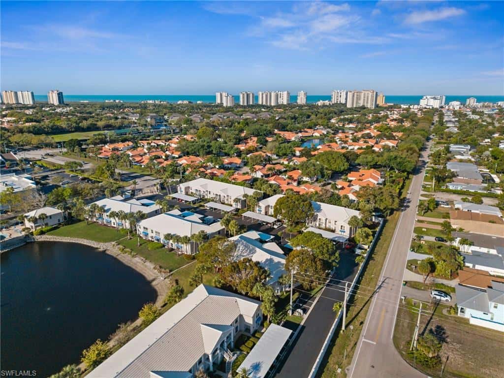 822 Gulf Pavilion Dr #201, Naples, photo 37