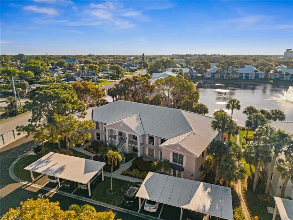 822 Gulf Pavilion Dr #201, Naples, photo 39
