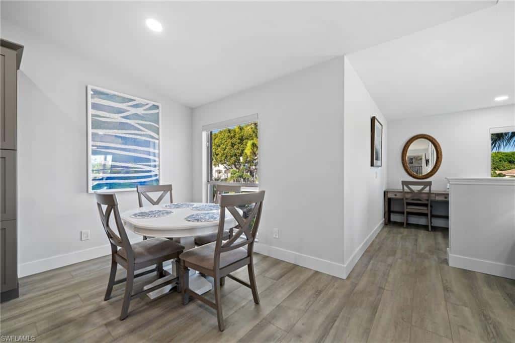 822 Gulf Pavilion Dr #201, Naples, photo 8