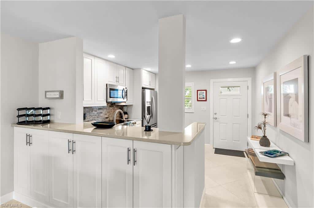 3150 Binnacle Dr #209 - 2j, Naples, photo 4