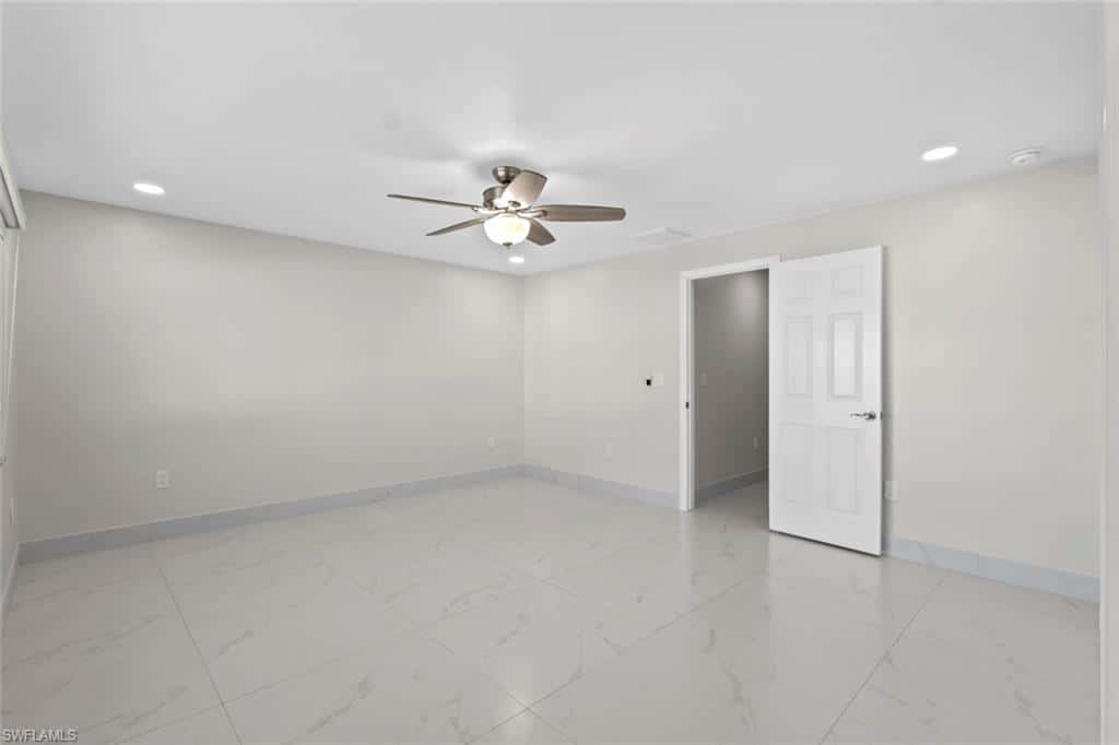 107 Albatross St, Fort Myers Beach, photo 17