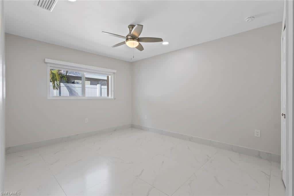 107 Albatross St, Fort Myers Beach, photo 19