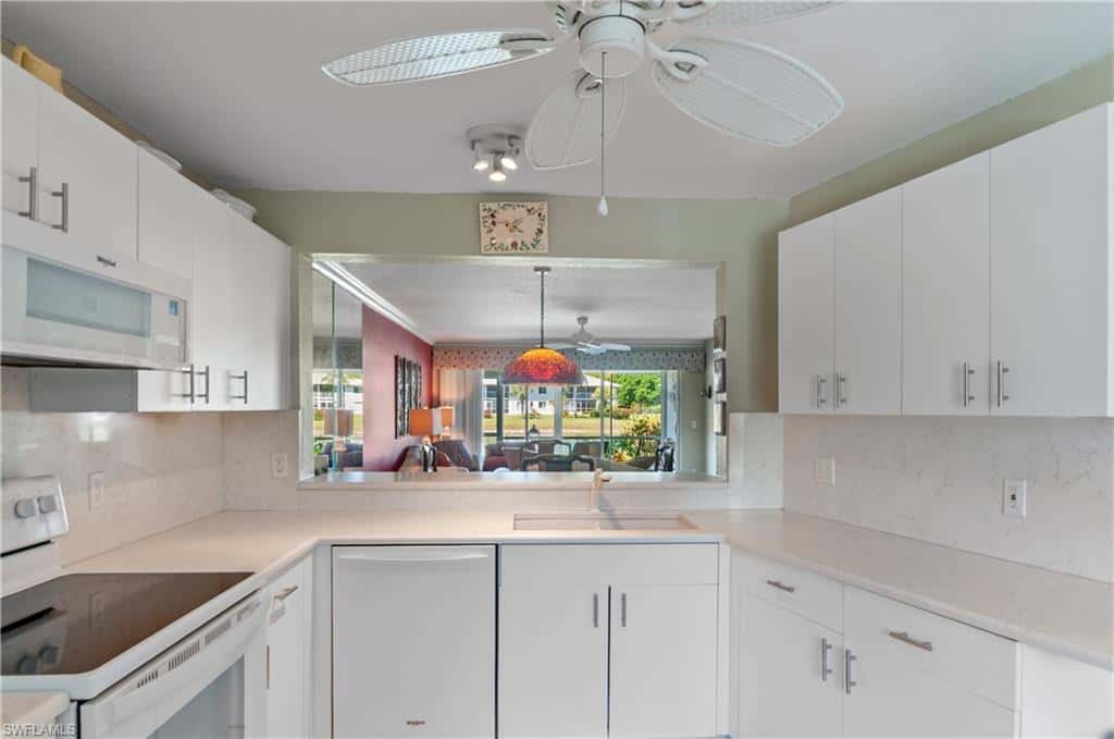 515 Gabriel Cir #1901, Naples, photo 4