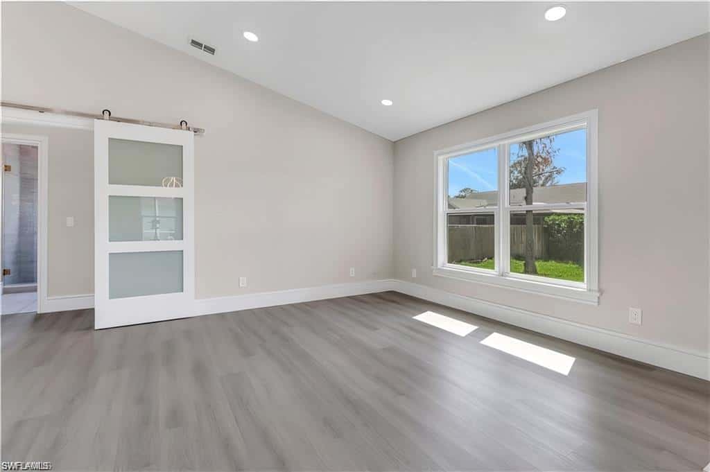 270 Madison Dr, Naples, photo 23