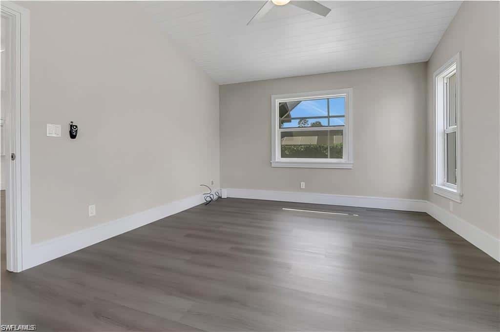 270 Madison Dr, Naples, photo 28
