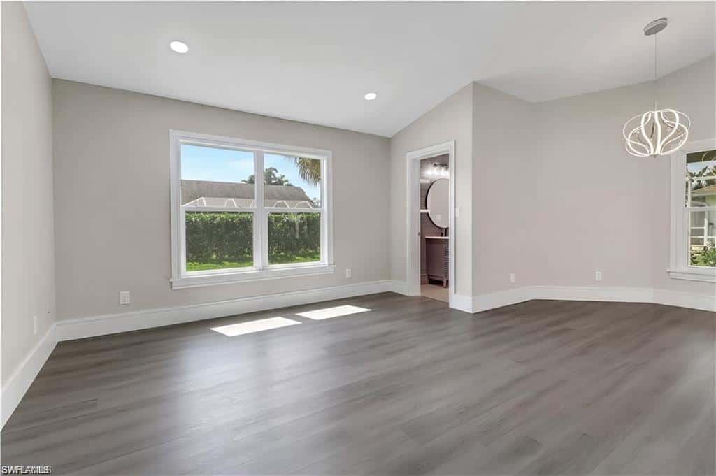 270 Madison Dr, Naples, photo 9